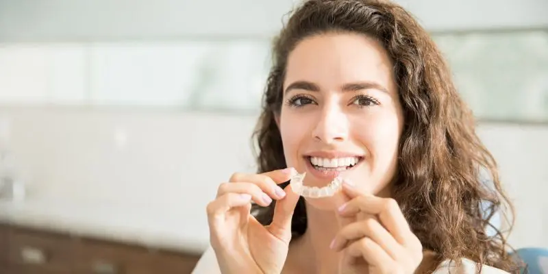 Ortodoncia en adultos: nunca es tarde para alinear tu sonrisa