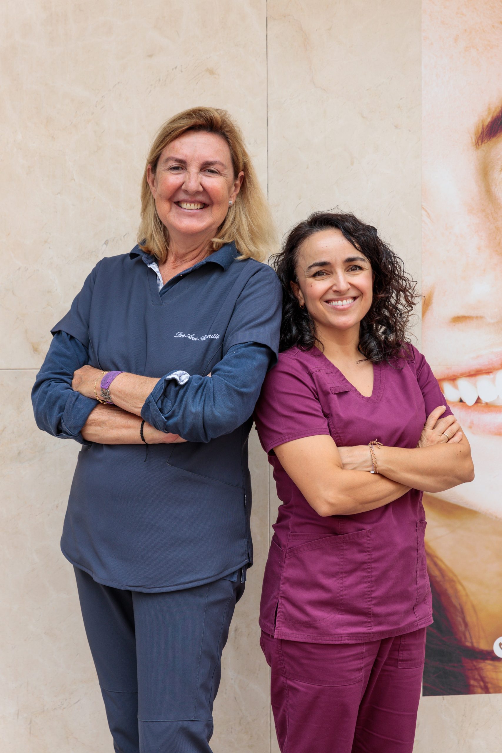 Equipo ortodoncia Clínica Dental Barrutia Getafe — Dra. Ana Barrutia y Dra. Esther Moreno